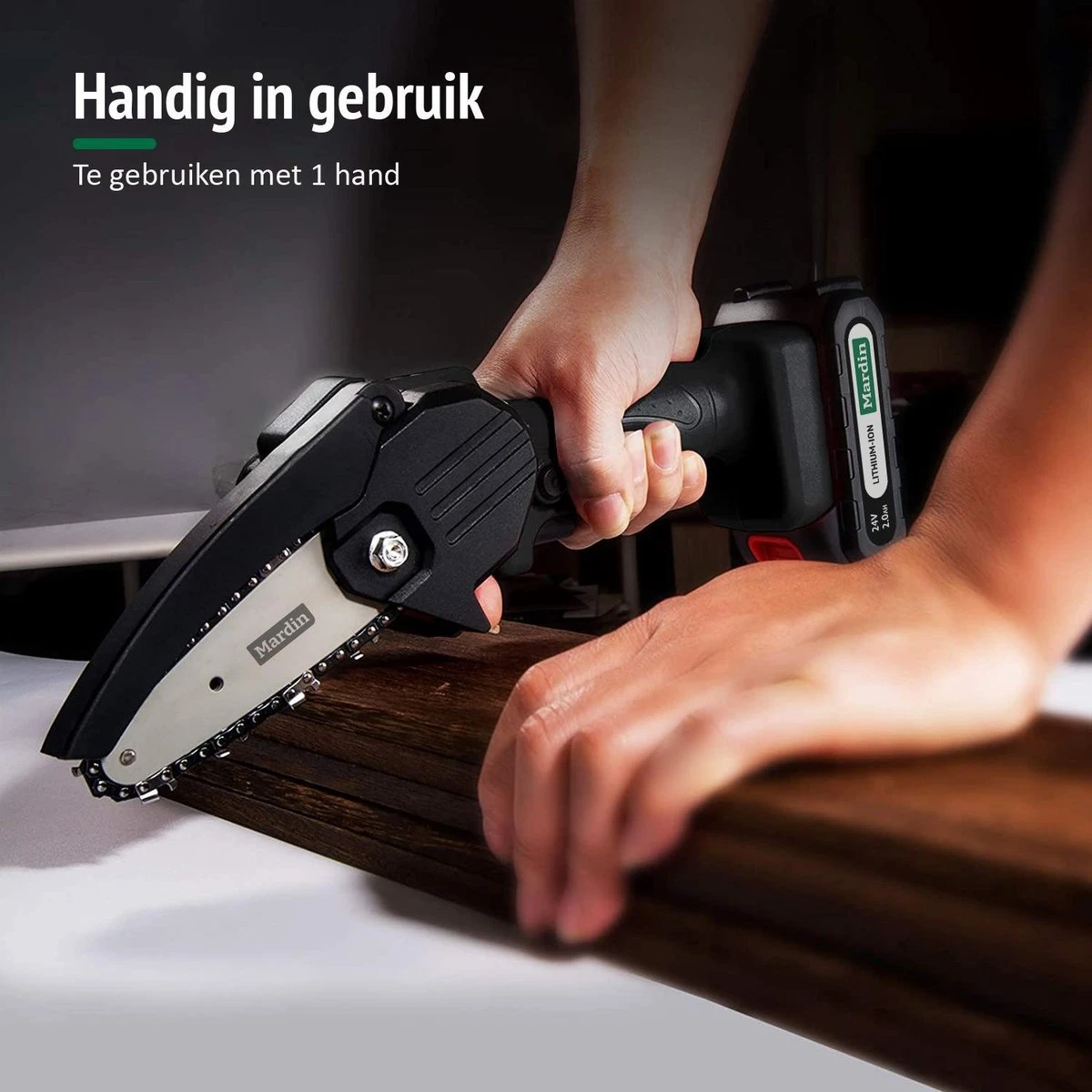 Mardin Mini Kettingzaag - Snoeizaag - Kettingzaag - Kettingzaag Electrisch Met 2 Accu - Inclusief Koffer - 1 Extra Accu - Zwart 4 Mardin Mini Kettingzaag - Snoeizaag - Kettingzaag - Kettingzaag Electrisch Met 2 Accu - Inclusief Koffer - 1 Extra Accu - Zwart - Afbeelding 2