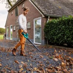 VONROC Accu Bladblazer – VPower 20V – 2 Standen – Max. Blaassnelheid 190km/u – Incl. Accu En Oplader 17 VONROC Accu Bladblazer – VPower 20V – 2 Standen – Max. Blaassnelheid 190km/u – Incl. Accu En Oplader -Tuingereedschaps winkel 1200x1200 89