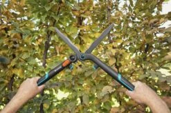 GARDENA - 2 In 1 EnergyCut Heggenschaar - 2.5x Meer Kracht - Totale Lengte 60 Cm -Tuingereedschaps winkel 1200x799 35