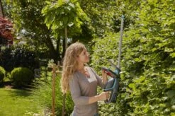 GARDENA - ComfortCut 50/18V-P4A Ready-To-Use Set - Heggenschaar -Tuingereedschaps winkel 1200x799 55