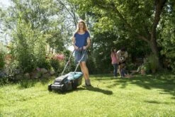 GARDENA - PowerMax™ 1200/32 0- Grasmaaier (gemotoriseerd) - Maaibreedte 32 Cm 24 GARDENA - PowerMax™ 1200/32 0- Grasmaaier (gemotoriseerd) - Maaibreedte 32 Cm -Tuingereedschaps winkel 1200x800 135