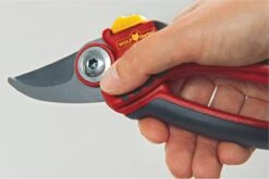 WOLF-Garten Snoeischaar "Premium Plus" RR 4000 - Max. Knipdiameter 22 Mm - Links- En Rechtshandige - Softinleg Handgreep - Snijhoek 30° - Voor Grote Handen - Vervangbare Messen 21 WOLF-Garten Snoeischaar "Premium Plus" RR 4000 - Max. Knipdiameter 22 Mm - Links- En Rechtshandige - Softinleg Handgreep - Snijhoek 30° - Voor Grote Handen - Vervangbare Messen -Tuingereedschaps winkel 1200x800 28