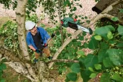 Bosch UniversalHedgePole 18 Heggenschaar Op Steel - Met 18 V Accu En Lader -Tuingereedschaps winkel 1200x800 64