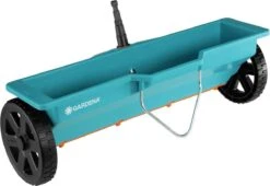 GARDENA Combisysteem Strooiwagen - 40 Cm Strooibreedte - Inhoud 3 Liter - Geschikt Voor 100m² -Tuingereedschaps winkel 1200x826 3