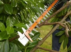 Black & Decker BLACK+DECKER BEHTS451-QS Heggenschaar - 550W - 60cm - Gesnoerd -Tuingereedschaps winkel 1200x878 1