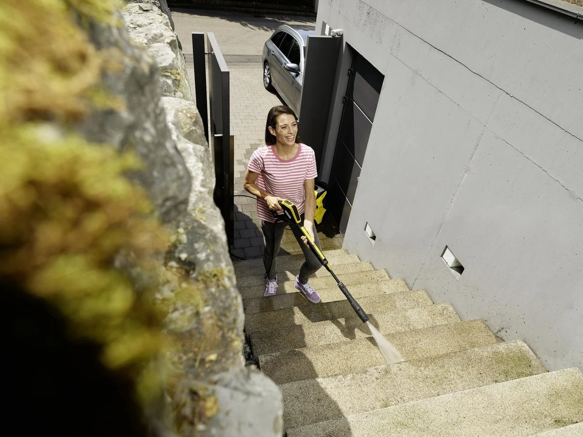 Kärcher K 4 Premium Power Control Hogedrukreiniger - 1800W - 130 Bar - 30 M²/h - Met Vuilfrees 5 Kärcher K 4 Premium Power Control Hogedrukreiniger - 1800W - 130 Bar - 30 M²/h - Met Vuilfrees - Afbeelding 3