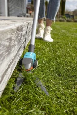 GARDENA Comfort Grasschaar - Op Steel 18 GARDENA Comfort Grasschaar - Op Steel -Tuingereedschaps winkel 799x1200 12