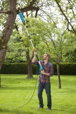 GARDENA - TCS 720/20 Kettingzaag - Max Bereik 4.40m -Tuingereedschaps winkel 800x1200 43