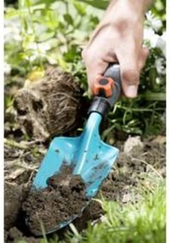 GARDENA Combisystem Bloemenschepje - Werkbreedte 7 Cm - 25 Jaar Garantie 29 GARDENA Combisystem Bloemenschepje - Werkbreedte 7 Cm - 25 Jaar Garantie -Tuingereedschaps winkel 840x1200 1